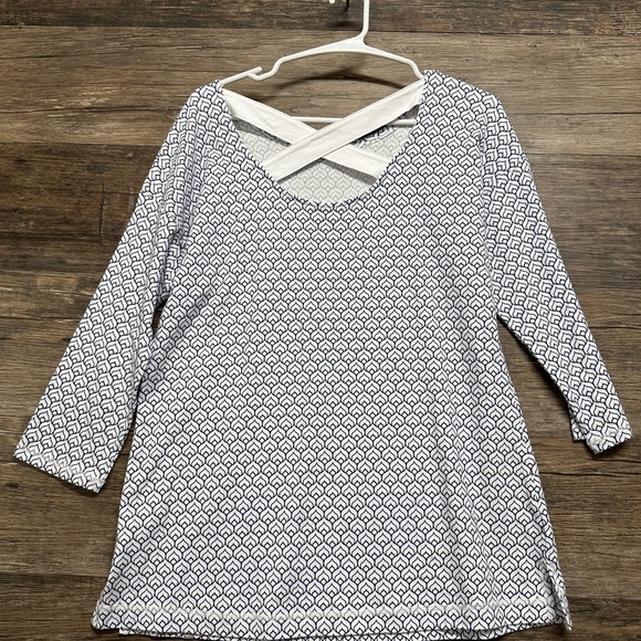 T by Talbots Elegant Patterned Top - Picture 2 of 5